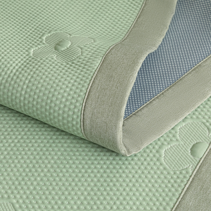 91家纺网 家纺一手货源 找家纺 阿亮家居 2025新款凉席凉豆豆软席床席款 四叶草-梵克绿