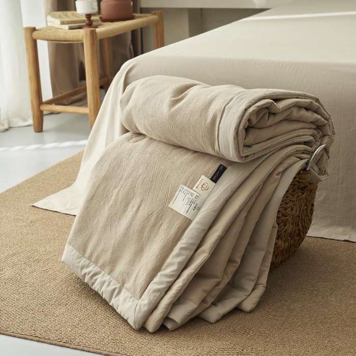 91家纺网 家纺一手货源 找家纺 寐绸家纺 2025新款纯棉水洗棉三层提花大豆纤维夏被四件套 肌理纹夏被-驼色
