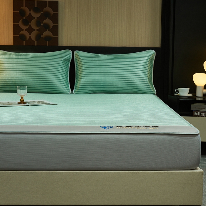 91家纺网 家纺一手货源 找家纺 小萌虎 2025新款碳光抗菌冰丝凉席床笠 水云间-绿