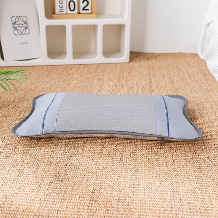 91家纺网 家纺一手货源 找家纺 2025新款凉感席夏季冰藤枕茶叶枕头凉豆豆席护颈椎竹席枕芯单人冰丝凉枕  冰豆圆枕-灰30x50