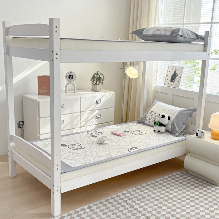 91家纺网 家纺一手货源 找家纺 2025新款印花冰藤凉席-学生款 杯具熊