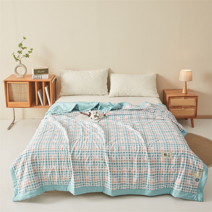 91家纺网 家纺一手货源 找家纺 魅图家纺 2025新款A类云朵棉抗菌棉花夏被 千彩格