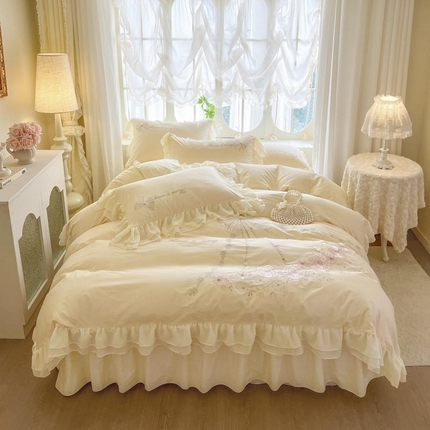 亲亲公主 2025新款全棉绣花+蕾丝双层花边四件套-奶油玫瑰 奶油玫瑰一米白