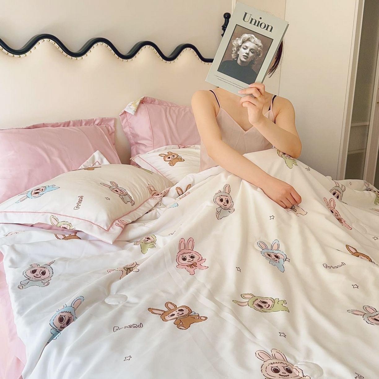 91家纺网 家纺一手货源 找家纺 兜米家居 2025新款水洗天丝夏被四件套 兔宝宝