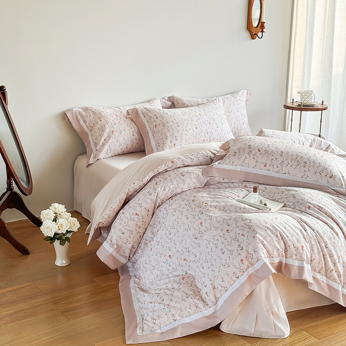 91家纺网 家纺一手货源 找家纺 巧玲珑 2025新款60支A类进口数码印花美式双拼四季款长绒棉四件套 木槿