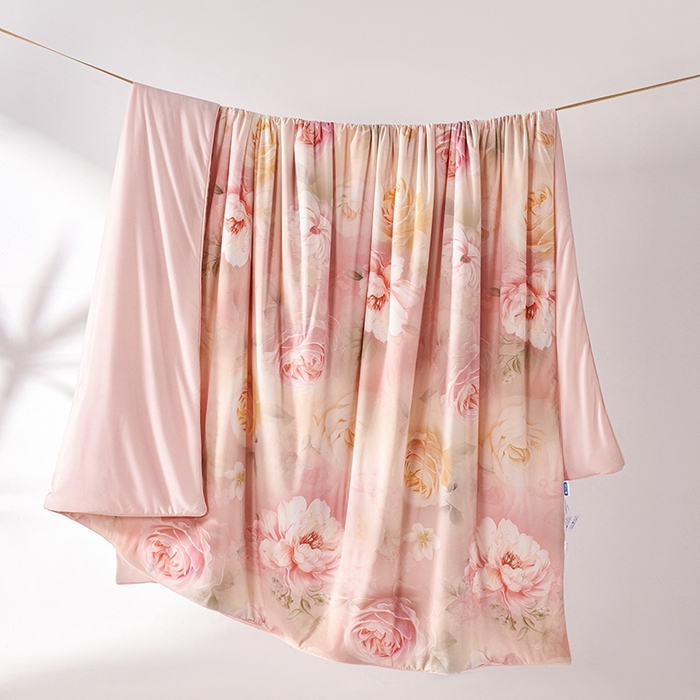 91家纺网 家纺一手货源 找家纺 缔锦家纺 2025新款凉感丝印花夏被 秋意棉棉