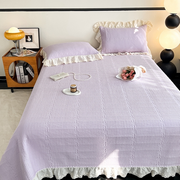 91家纺网 家纺一手货源 找家纺 沐纯家居 2025新款棉小乐花边床盖三件套 梦幻紫