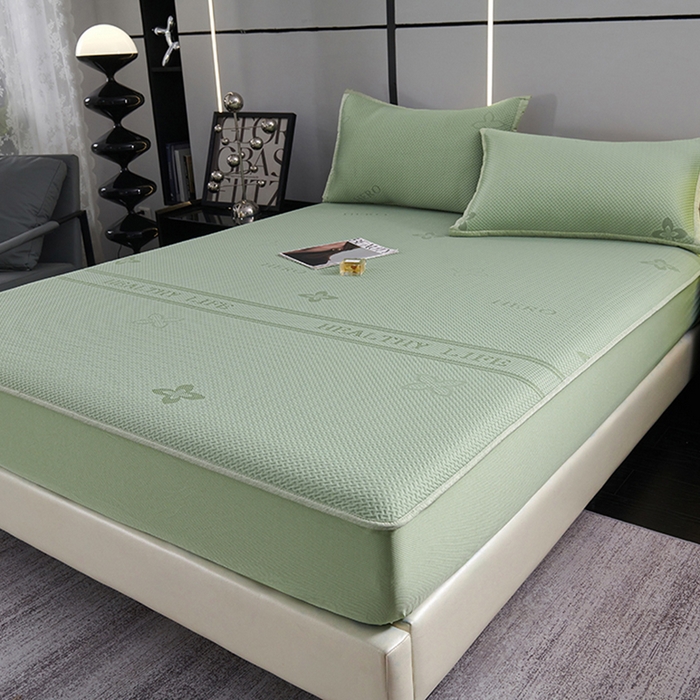 91家纺网 家纺一手货源 找家纺 梵克保罗 2025新款7A抗菌母婴级纯乙纶PE刺绣凉感丝豆豆席 床笠款 床笠款 四叶花-水绿