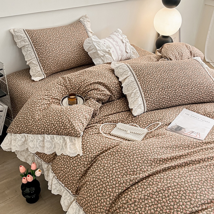 91家纺网 家纺一手货源 找家纺 沐纯家居 2025新款法式小碎花床盖四件套 玫咖