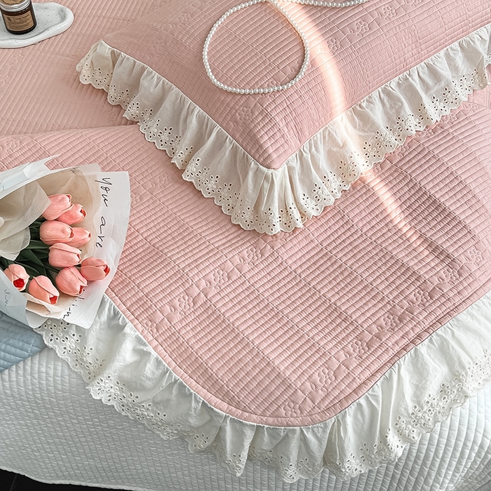 91家纺网 家纺一手货源 找家纺 沐纯家居 2025新款棉小乐花边床盖三件套 藕粉