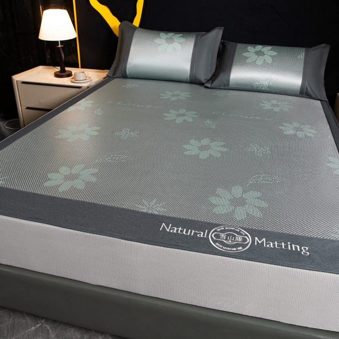 91家纺网 家纺一手货源 找家纺 卡罗兰 2025新款藤席提花凉席冰丝席床笠款-向阳花系列 向阳花-绿色