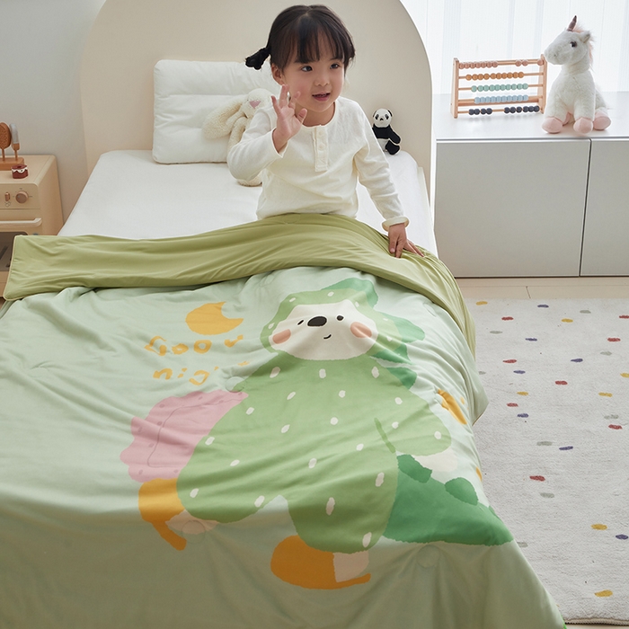 91家纺网 家纺一手货源 找家纺 荷马之梦 2025新款大版针织棉凉感丝AB版大豆儿童夏被 睡衣恐龙