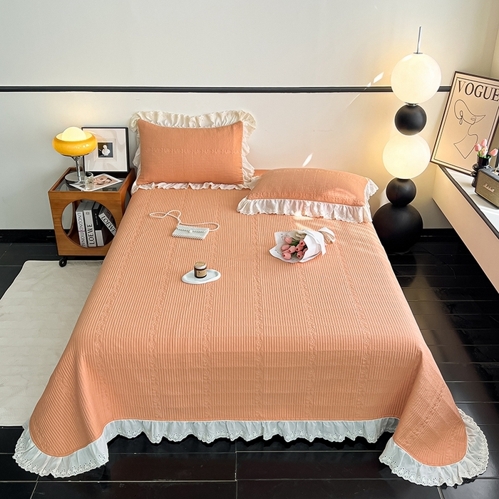 91家纺网 家纺一手货源 找家纺 沐纯家居 2025新款棉小乐花边床盖三件套 南瓜桔