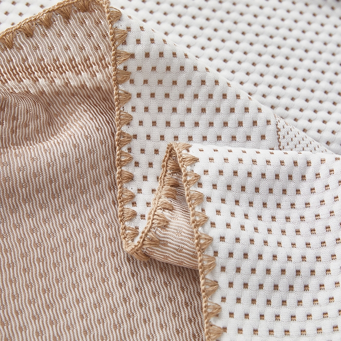 91家纺网 家纺一手货源 找家纺 凤杰  2025新款冰豆豆凉豆豆凉席床笠款盖盖毯夏被四件套 卡皮巴拉-咖