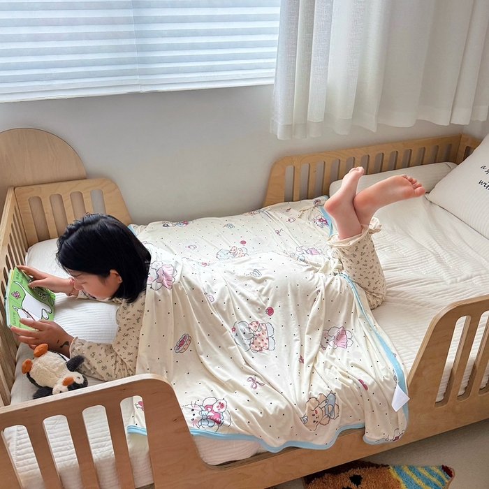 91家纺网 家纺一手货源 找家纺 嗨生活 2025新款婴儿裸睡级凉感针织毯幼儿园夏被儿童夏被毯子 小卡通