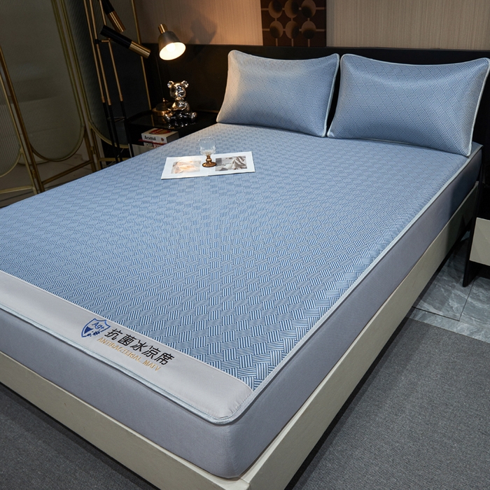 91家纺网 家纺一手货源 找家纺 小萌虎 2025新款碳光抗菌冰丝凉席床笠 饼干花-蓝