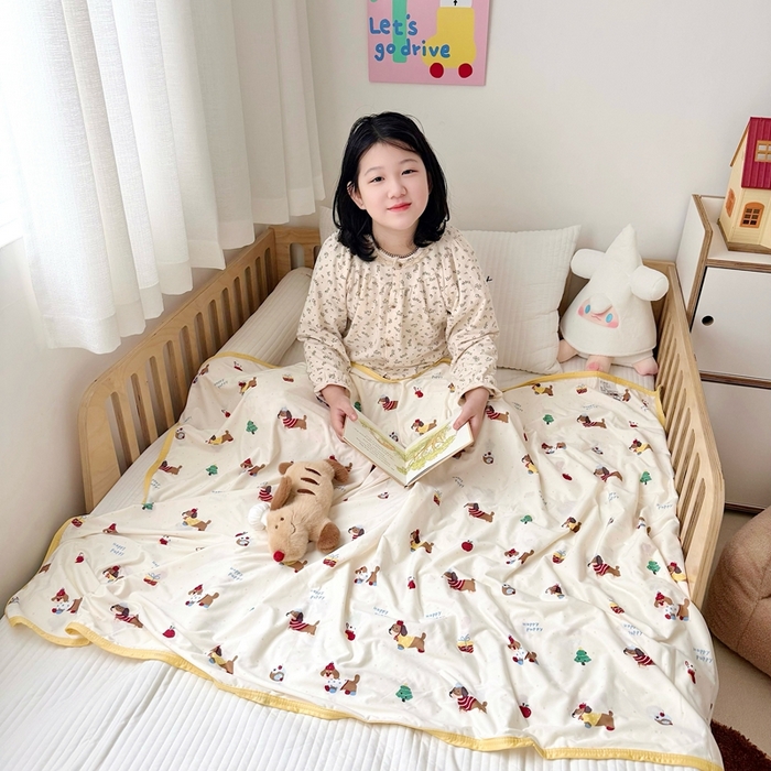 91家纺网 家纺一手货源 找家纺 嗨生活 2025新款婴儿裸睡级凉感针织毯幼儿园夏被儿童夏被毯子 腊肠狗