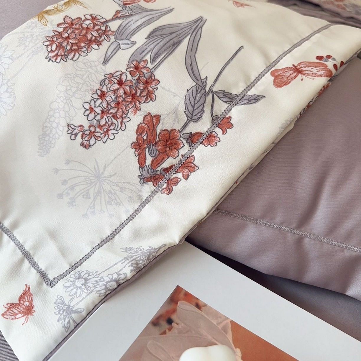 91家纺网 家纺一手货源 找家纺 兜米家居 2025新款水洗天丝夏被四件套 花香