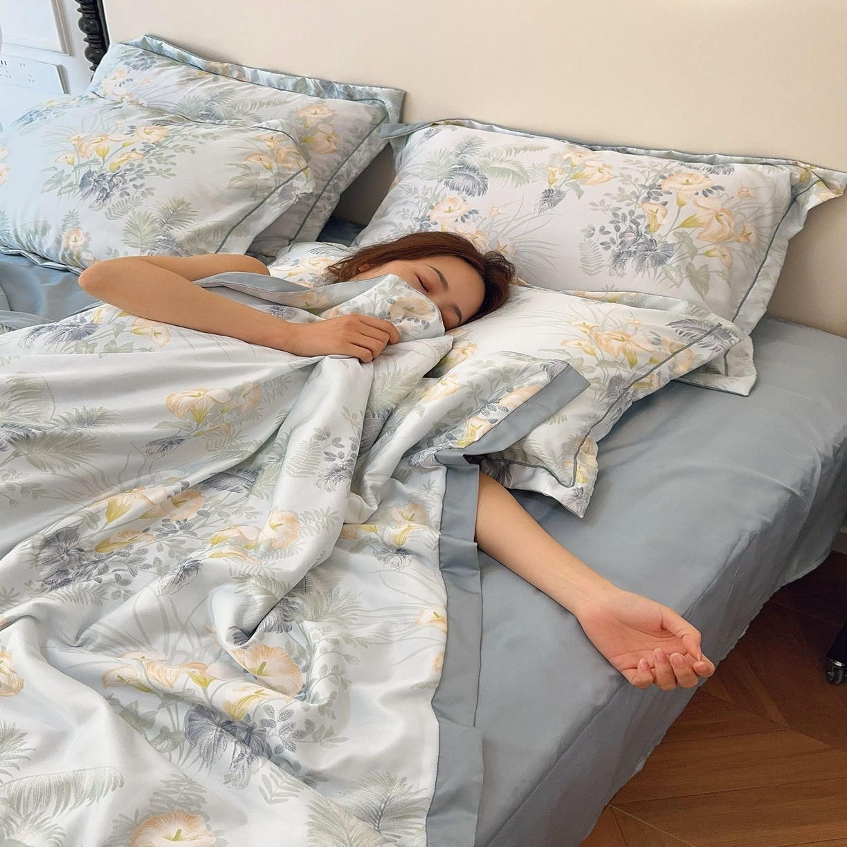 91家纺网 家纺一手货源 找家纺 兜米家居 2025新款水洗天丝夏被四件套 江南春色