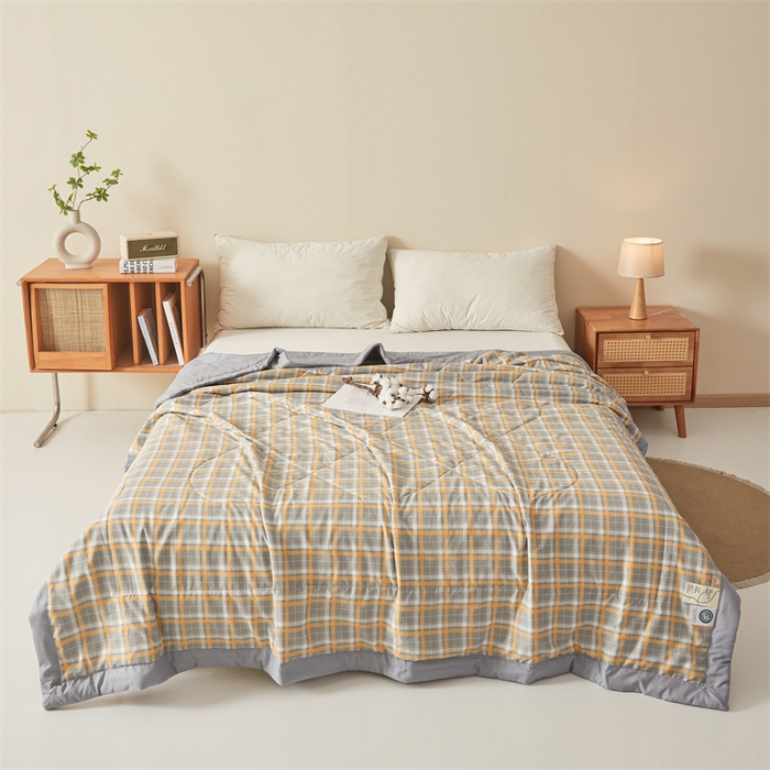 91家纺网 家纺一手货源 找家纺 魅图家纺 2025新款A类云朵棉抗菌棉花夏被 格韵-黄