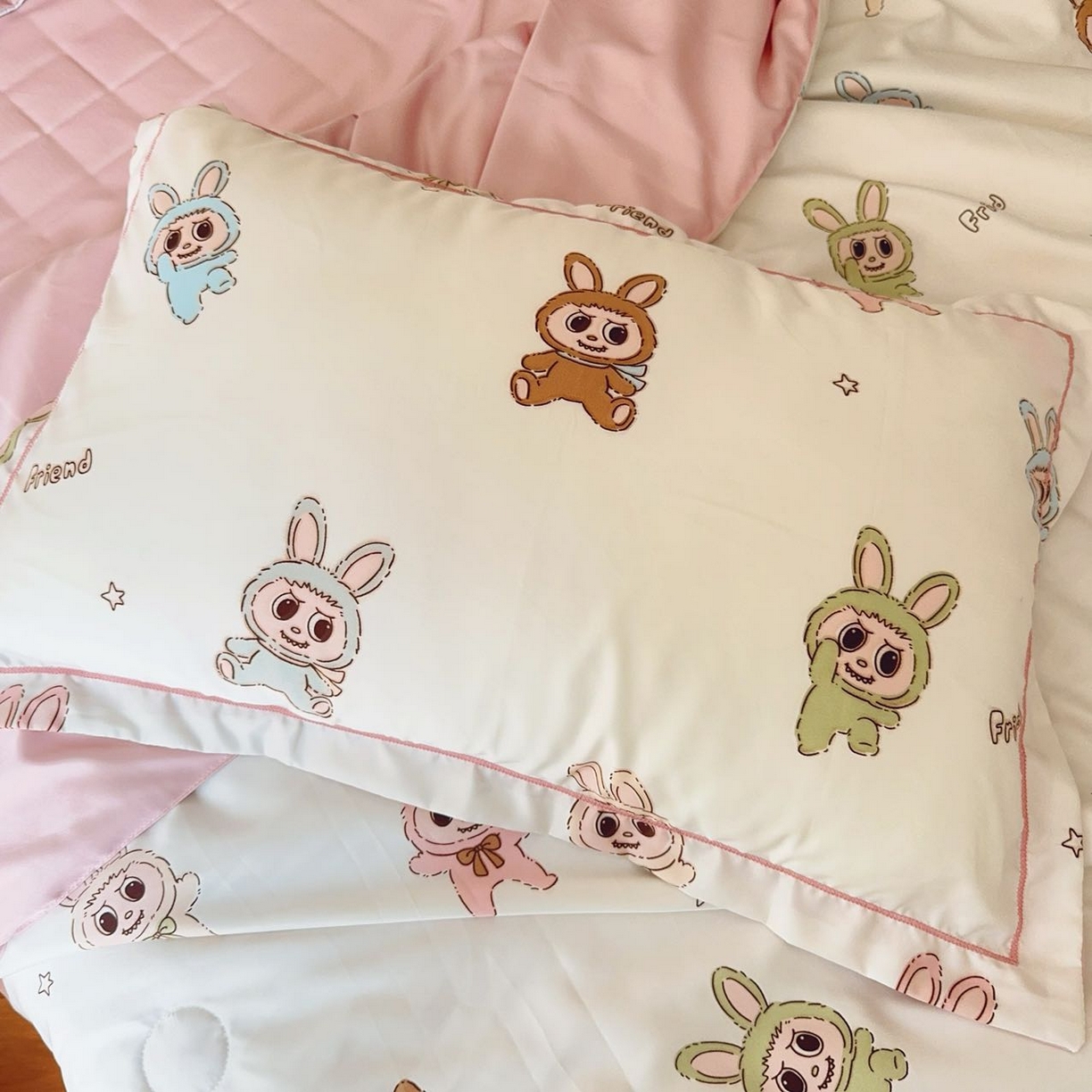 91家纺网 家纺一手货源 找家纺 兜米家居 2025新款水洗天丝夏被四件套 兔宝宝