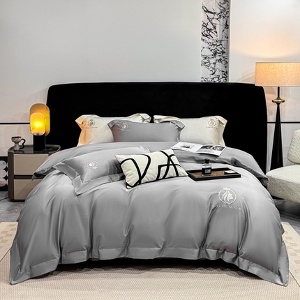 91家纺网 家纺一手货源 找家纺 沃尔居 2025新款亲肤舒适全棉纯棉绣花系列四件套 萨尔夫人-高级灰