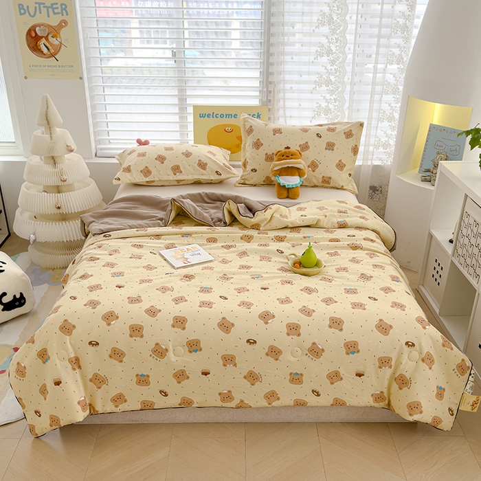 91家纺网 家纺一手货源 找家纺 星巴k家纺 2025新款A类水洗双层纱大豆纤维夏被夏凉被空调被 可乐熊