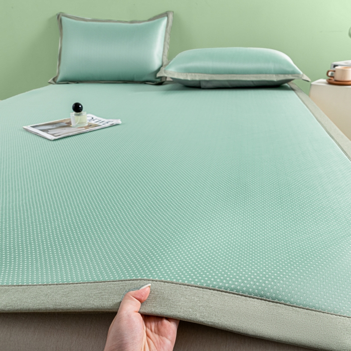 91家纺网 家纺一手货源 找家纺 阿亮家居 2025新款凉席碳光席冰丝席三件套 漫天星-绿色