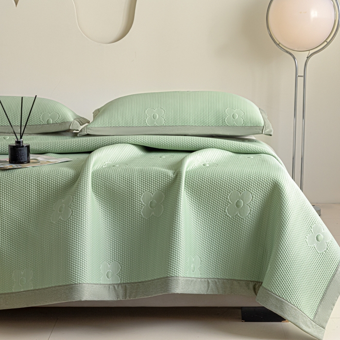 91家纺网 家纺一手货源 找家纺 阿亮家居 2025新款凉席凉豆豆软席床席款 四叶草-梵克绿