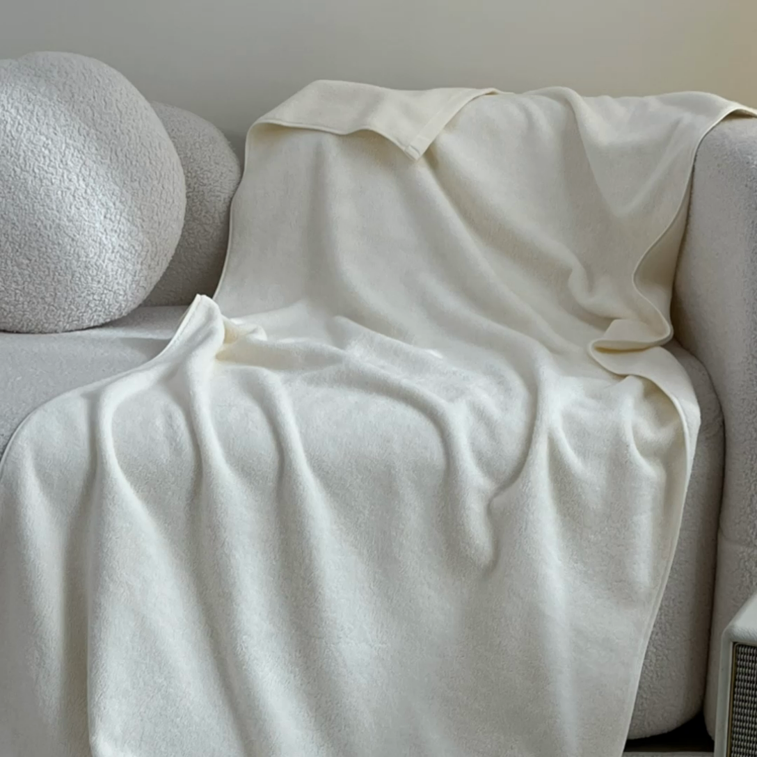 91家纺网 家纺一手货源 找家纺 悦然毛巾被 2025新款加厚长绒棉浴巾 素棉白70*140