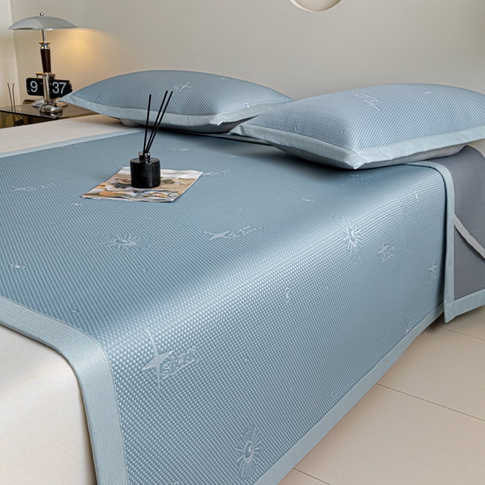 91家纺网 家纺一手货源 找家纺 阿亮家居 2025新款凉席凉豆豆软席床席款 爱丽丝-海盐蓝