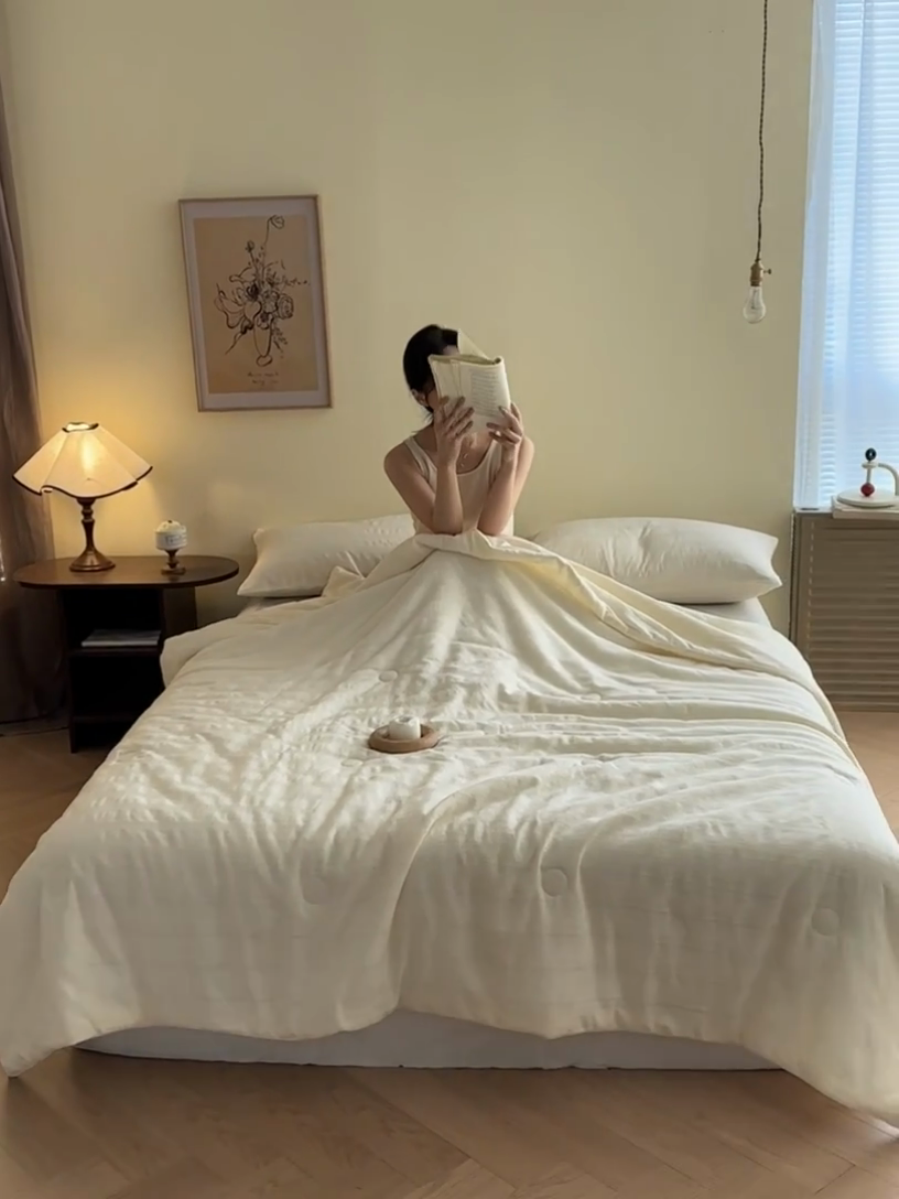 91家纺网 家纺一手货源 找家纺 欧邦 2025新款A类提花昆仑棉双层纱夏被空调被 米白