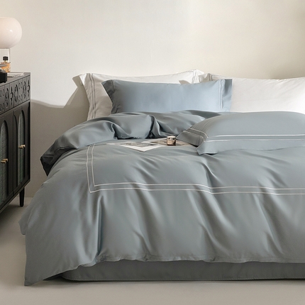 91家纺网 家纺一手货源 找家纺 121  2025新款长绒棉纯棉高支高密贡缎刺绣四件套 中古蓝