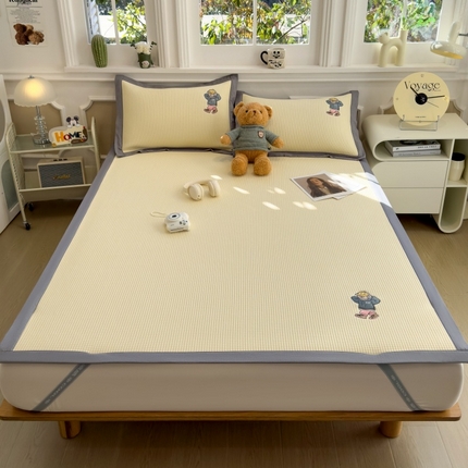 孩子王家纺 2025新款冰豆豆华夫格绣花床单床笠-练练熊系列 米黄