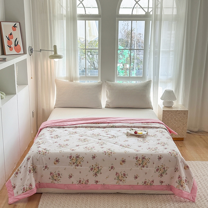 91家纺网 家纺一手货源 找家纺 瑜珠 2025新款A类双面全棉印花夏被夏凉被纯棉空调被 伊芙花语