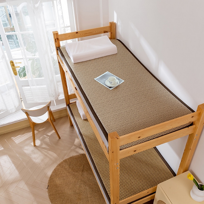 91家纺网 家纺一手货源 找家纺 2025新款包边工艺凉感冰藤地铺睡垫系列凉席地垫 回字冰藤