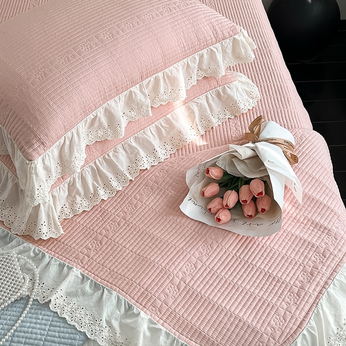 91家纺网 家纺一手货源 找家纺 沐纯家居 2025新款棉小乐花边床盖三件套 藕粉