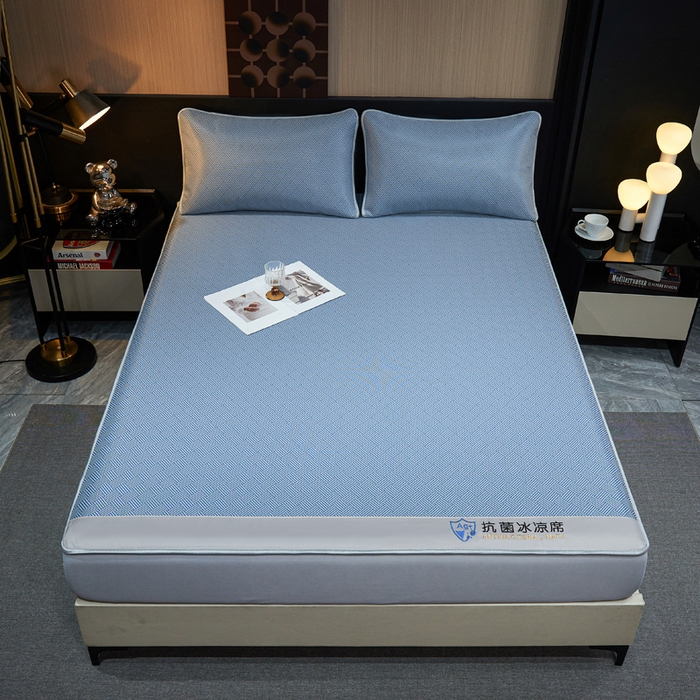 91家纺网 家纺一手货源 找家纺 小萌虎 2025新款碳光抗菌冰丝凉席床笠 饼干花-蓝