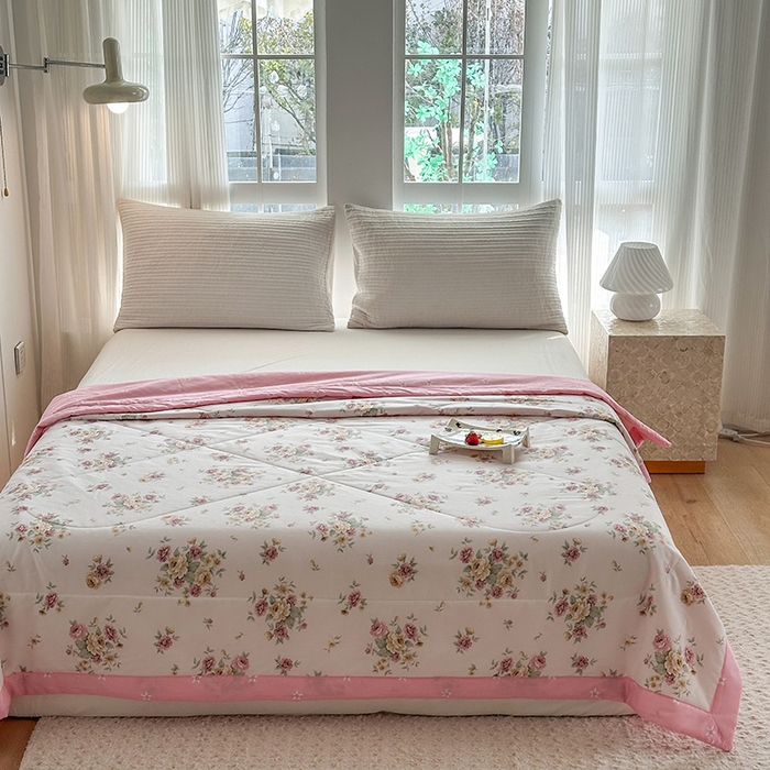 91家纺网 家纺一手货源 找家纺 瑜珠 2025新款A类双面全棉印花夏被夏凉被纯棉空调被 伊芙花语