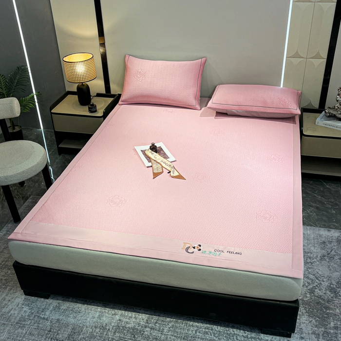 91家纺网 家纺一手货源 找家纺 阿亮家居 2025新款刺绣款凉豆豆凉席 凉豆豆-玫瑰粉色