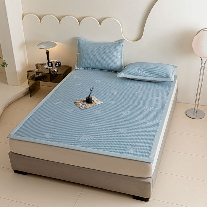 91家纺网 家纺一手货源 找家纺 阿亮家居 2025新款凉席凉豆豆软席床席款 香迪奥-海盐蓝