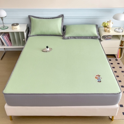 孩子王家纺 2025冰丝席提花冰豆豆系列床单床笠-多比系列 多比来了-千草绿床笠