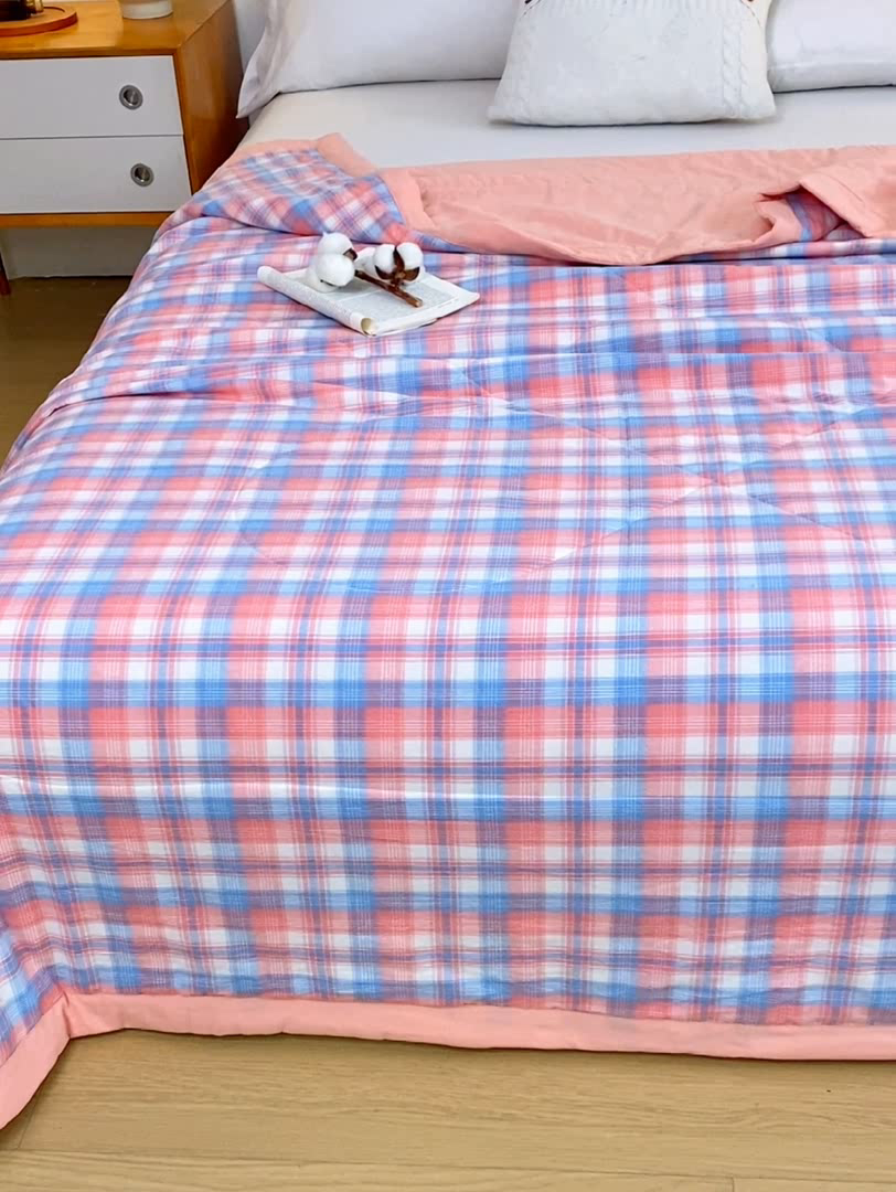 91家纺网 家纺一手货源 找家纺 牛牛家纺 2025新款色织水洗棉花被 简兮