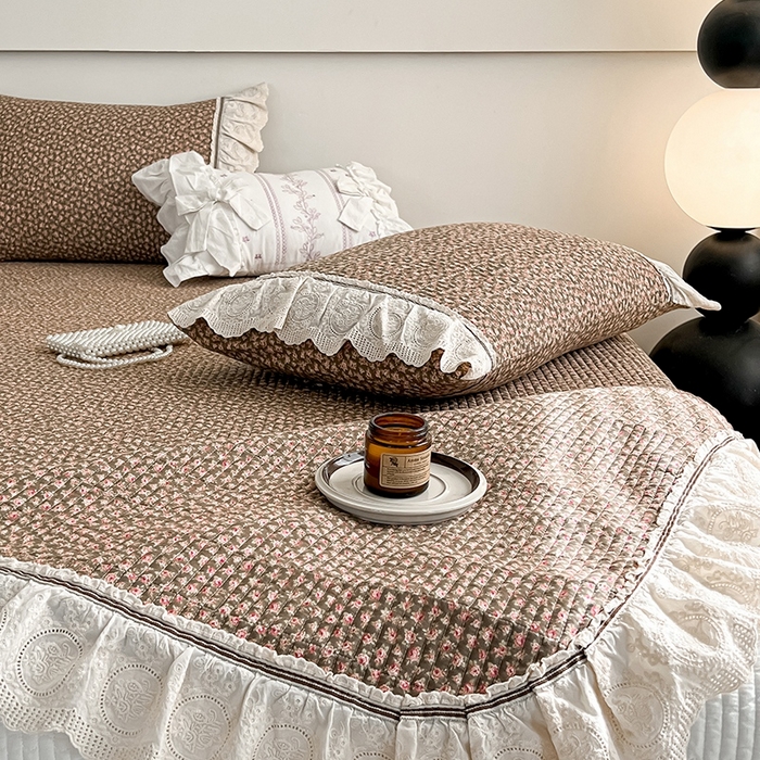 91家纺网 家纺一手货源 找家纺 沐纯家居 2025新款法式小碎花床盖四件套 玫咖