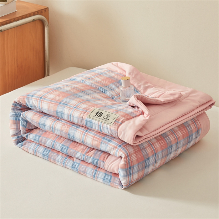 91家纺网 家纺一手货源 找家纺 魅图家纺 2025新款A类云朵棉抗菌棉花夏被 格韵-粉