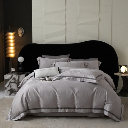 91家纺网 家纺一手货源 找家纺 JUICY 橘滋家纺 2025新款淡雅知性暗纹提花系列四件套 圣托里尼