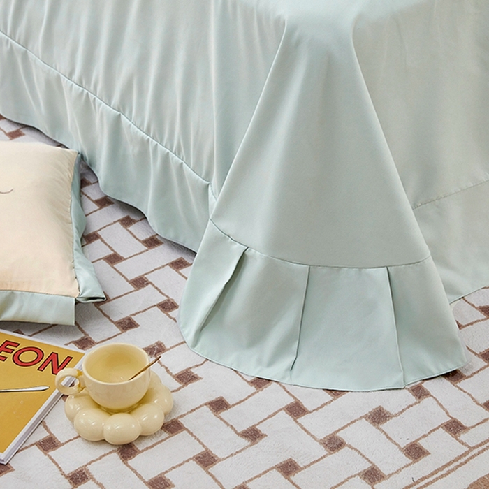 91家纺网 家纺一手货源 找家纺 卡迪亚家纺 2025新款加厚柔肤棉贴布绣宽边双拼刺绣四件套-满心花园 满心花园-爱尔兰