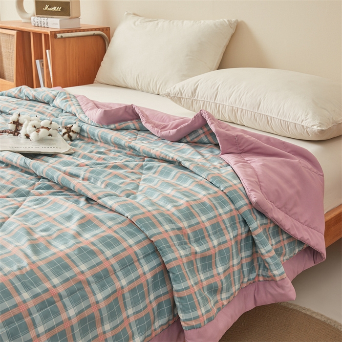 91家纺网 家纺一手货源 找家纺 魅图家纺 2025新款A类云朵棉抗菌棉花夏被 粉黛格