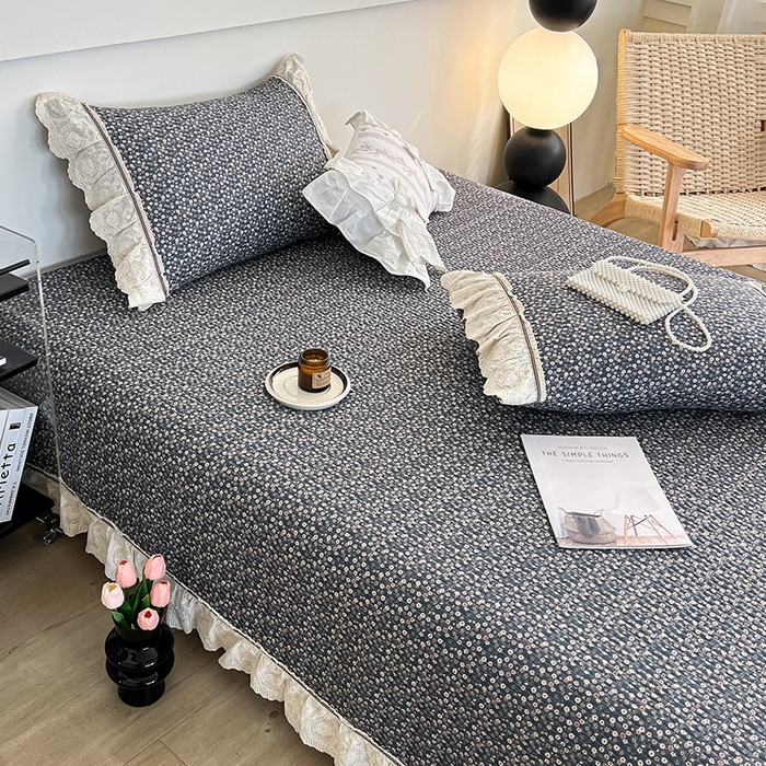 91家纺网 家纺一手货源 找家纺 沐纯家居 2025新款法式小碎花床盖四件套 竺蓝