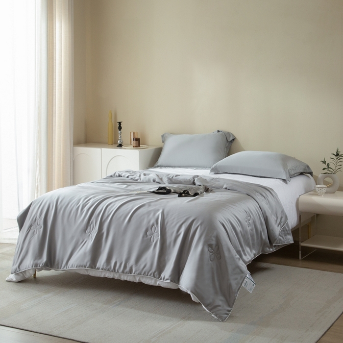 91家纺网 家纺一手货源 找家纺 1212025新款进口60支天丝夏被夏凉被空调被 布鲁灰